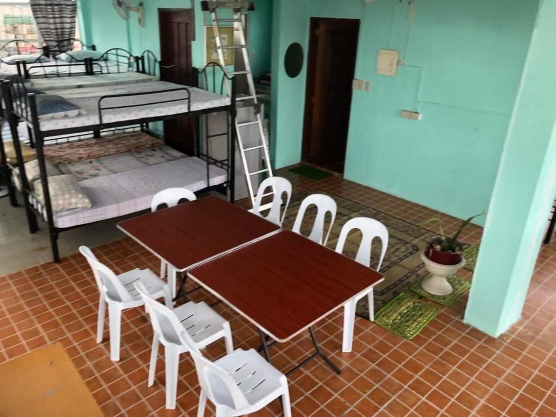 The Mansion - Backpackers Near Airport Leilighet Manila Eksteriør bilde