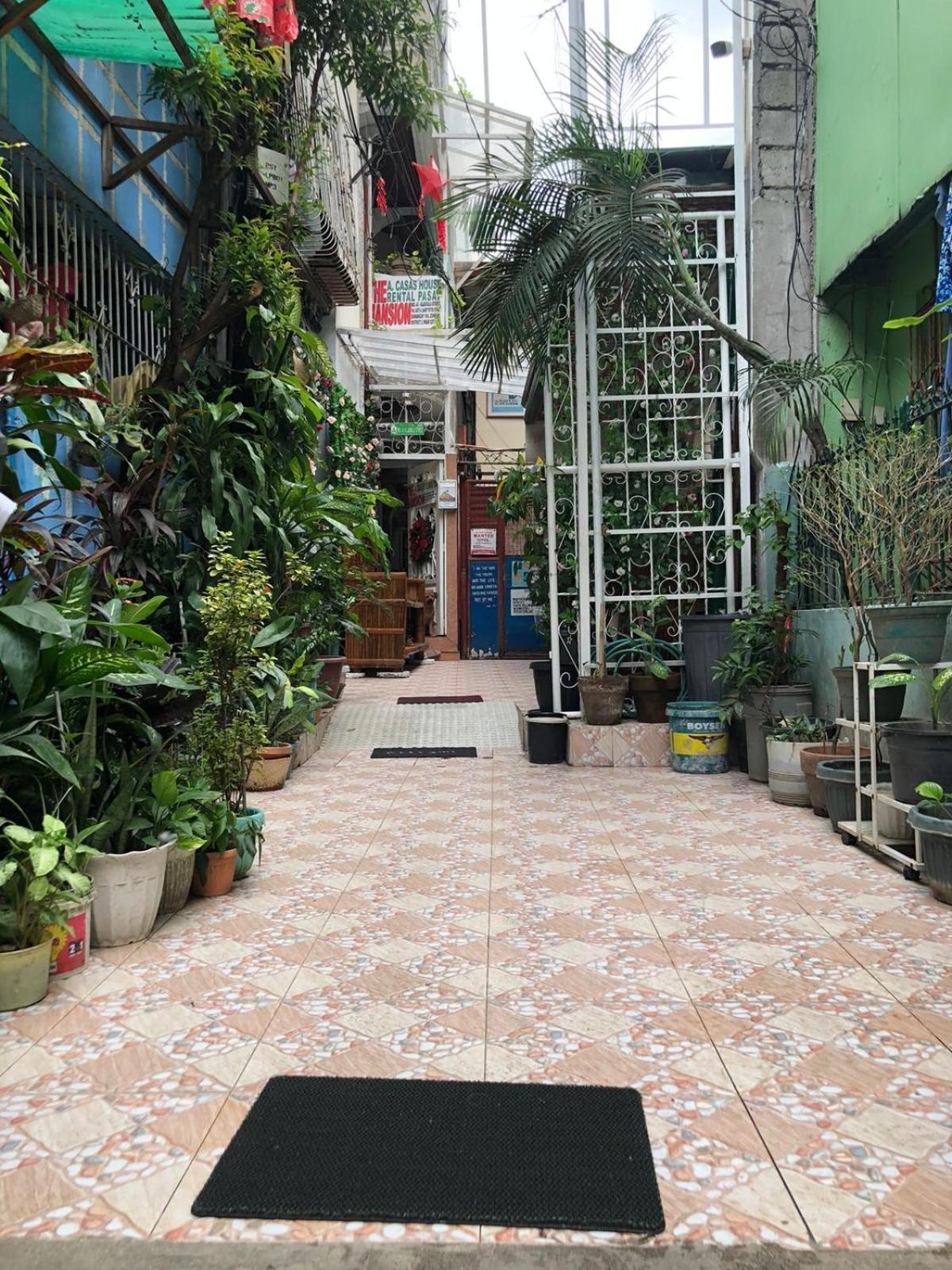 The Mansion - Backpackers Near Airport Leilighet Manila Eksteriør bilde